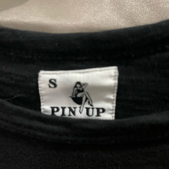 pinup staple tee in black 2 available both size small both black - Picture 2 of 3